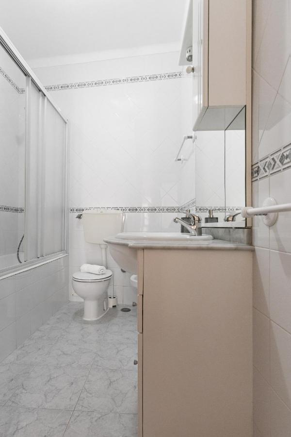Апартаменты Nazare Corner House Экстерьер фото