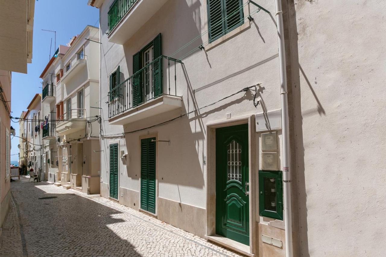 Апартаменты Nazare Corner House Экстерьер фото
